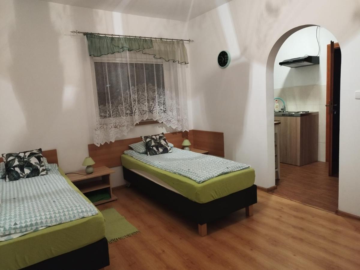 Jaskolka Apartment Lądek-Zdrój Exterior foto